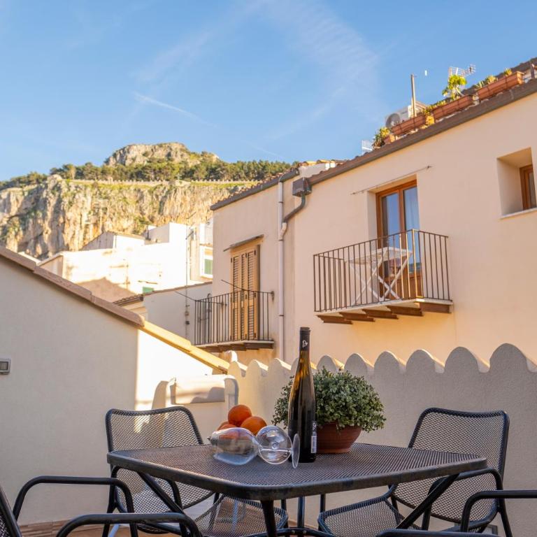 Il Duomo-Cefalù Holiday Apartments - Apartment with Terrace - 3
