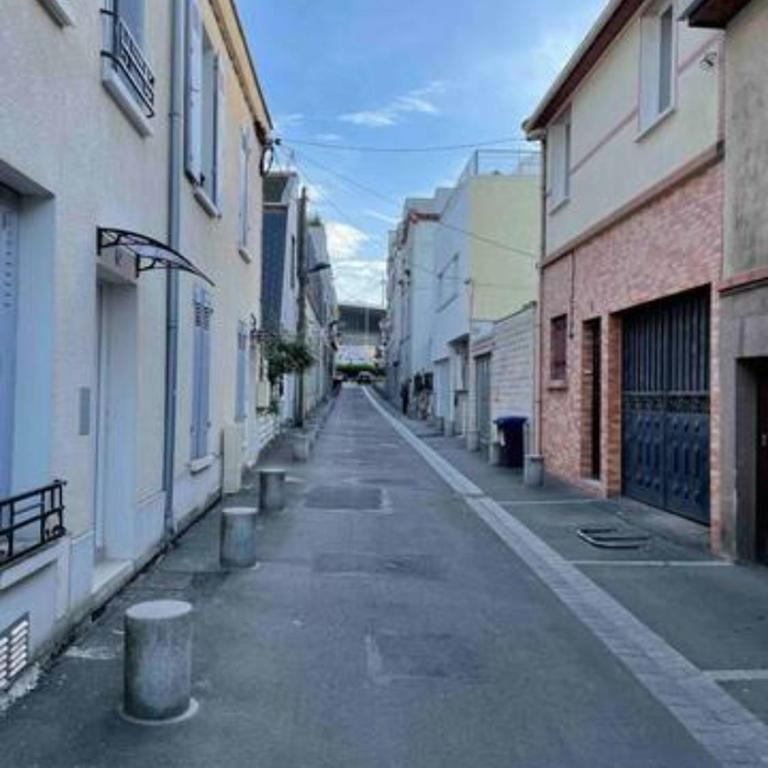 WIFI- STADE DE FRANCE- BASILIQUE CATHEDRALE MONSEJOURASAINTDENIS - One-Bedroom Apartment - 7