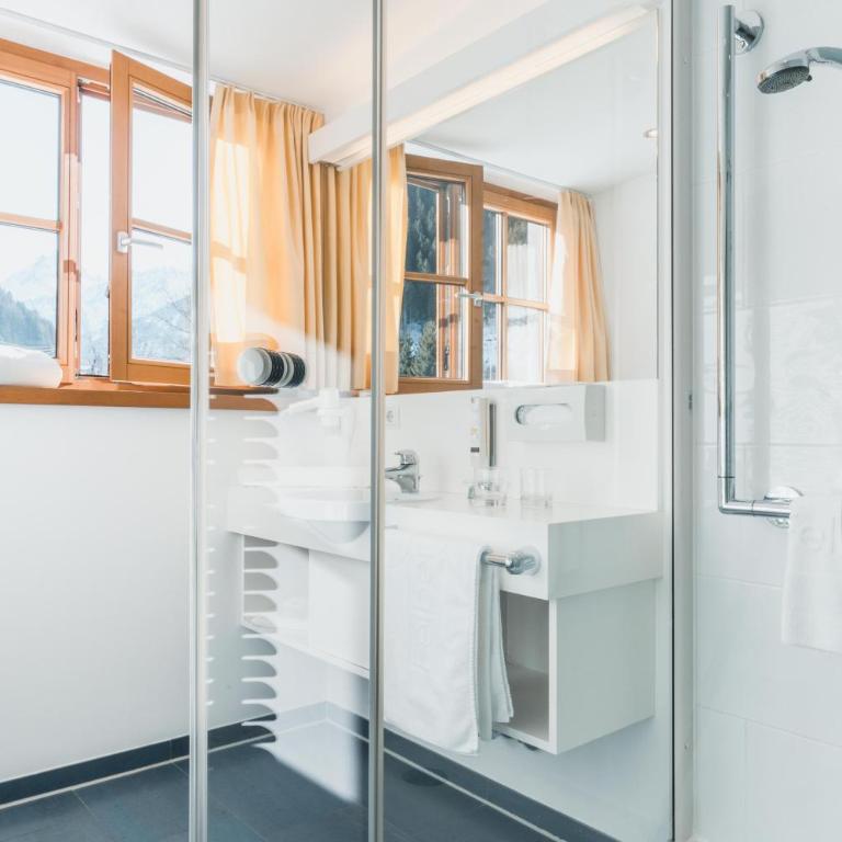 Felbermayer Hotel & AlpineSpa-Montafon - Standard Doppelzimmer - 3