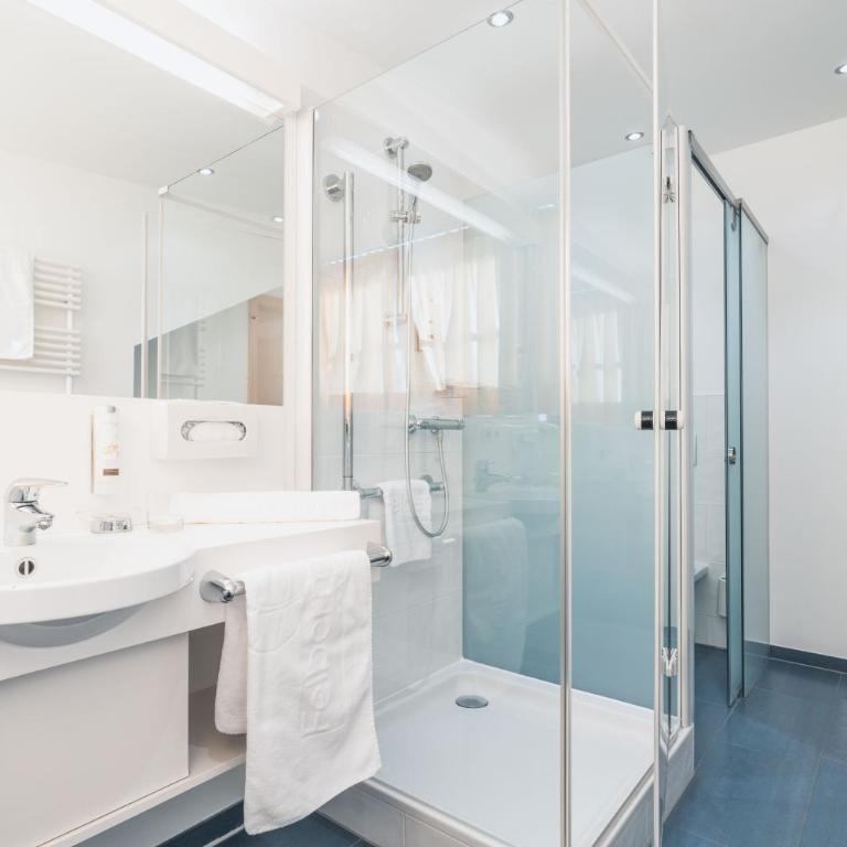 Felbermayer Hotel & AlpineSpa-Montafon - Standard Doppelzimmer - 4