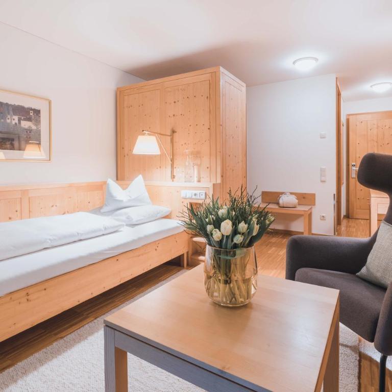 Felbermayer Hotel & AlpineSpa-Montafon - Superior Einzelzimmer mit Balkon - 1