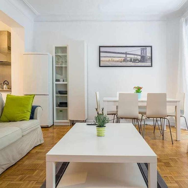 Apartamento confortable en Atocha - Apartment - 4