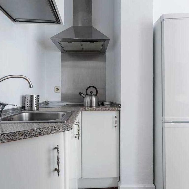 Apartamento confortable en Atocha - Apartment - 18