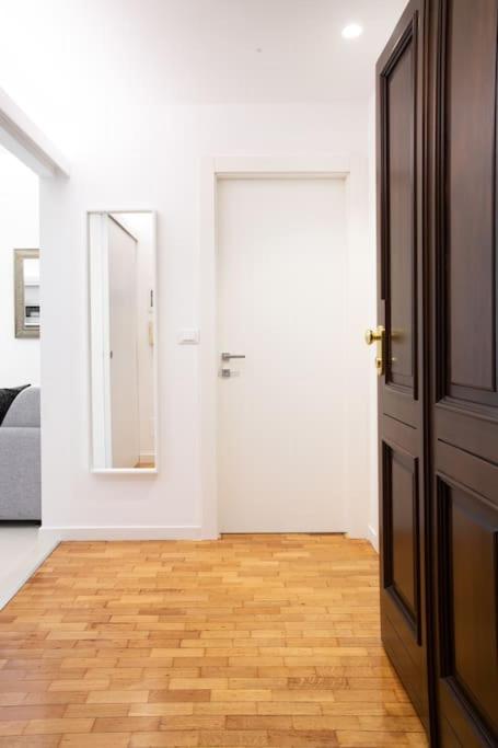 Santa Chiara Suites by Home4holidays - Appartamento con 1 Camera da Letto - 35