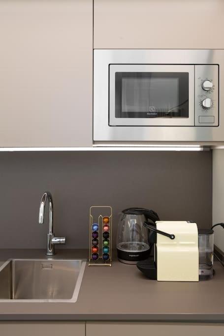Santa Chiara Suites by Home4holidays - Appartamento con 1 Camera da Letto - 15