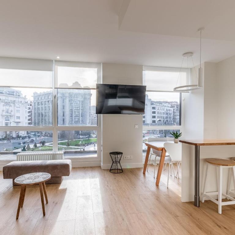 Nuevo y Luminoso en Plaza Moyua - Two-Bedroom Apartment - 4