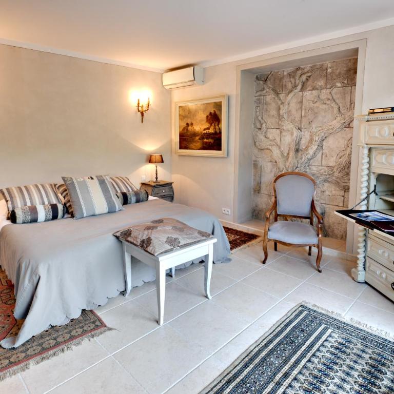 Chez Bruno - Chambre Double - Accessible aux Personnes à Mobilité Réduite - 1