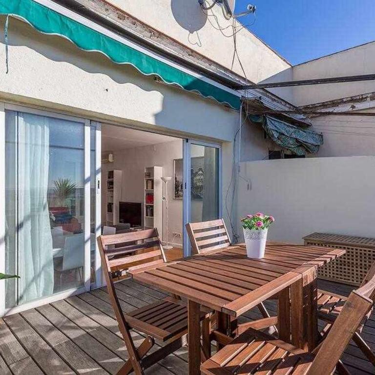 Ático céntrico, confortable y luminoso - Apartamento - 46