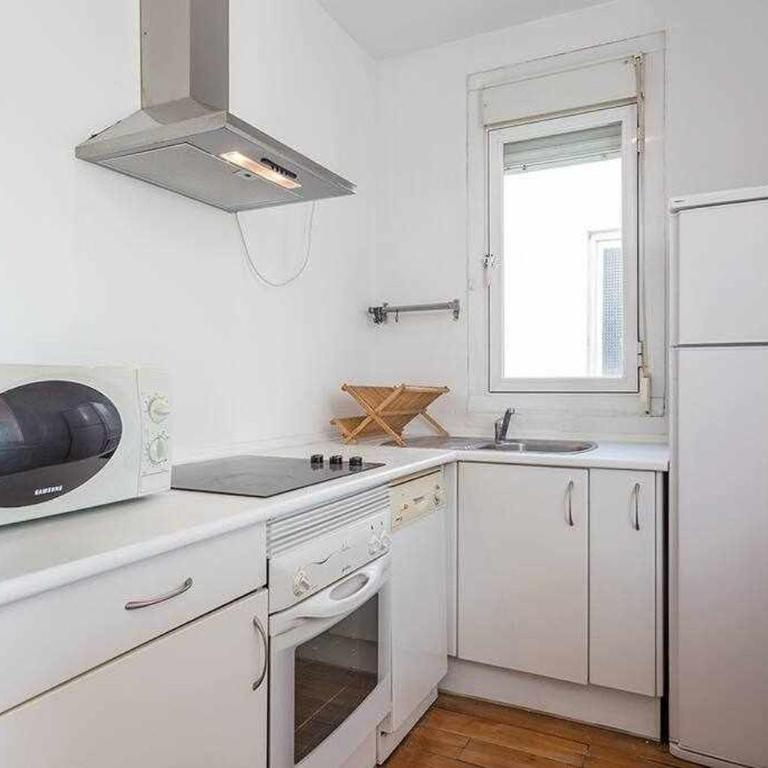 Ático céntrico, confortable y luminoso - Apartamento - 54