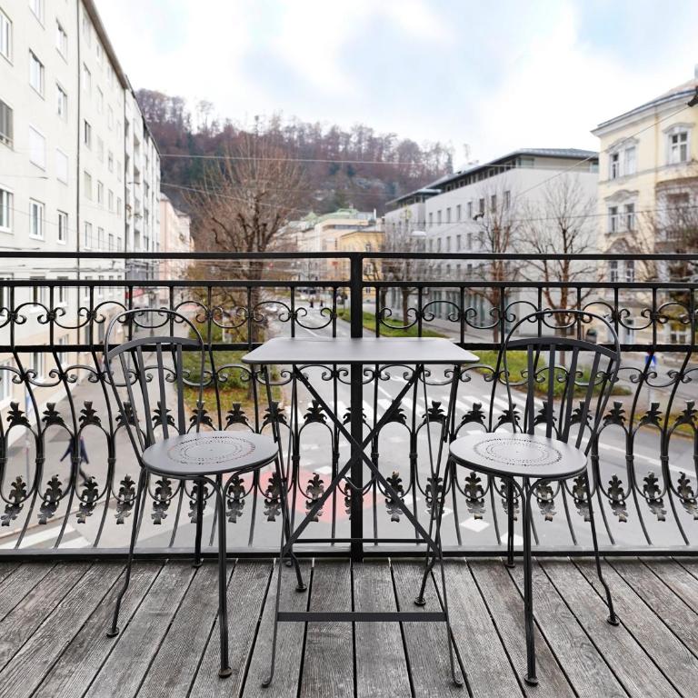 Numa Salzburg Mozart - Grosses Balkonzimmer - 2