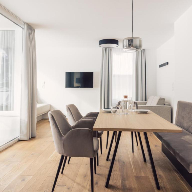 Sima-Apartments - Apartment mit 2 Schlafzimmern und Balkon - 3
