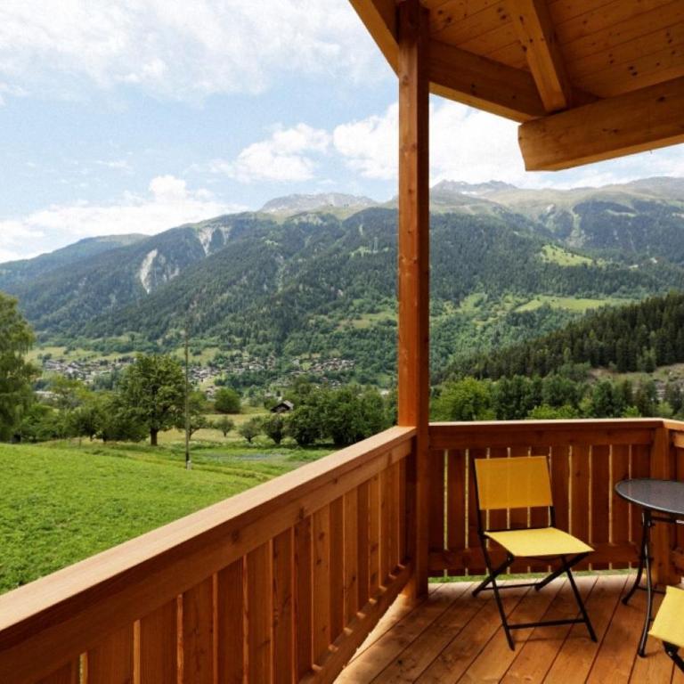 BerglandHof Hotel Ernen - Doppelzimmer mit Balkon - 6