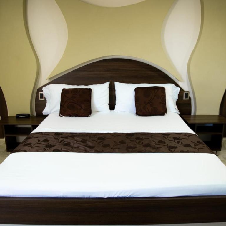Hotel Diamante Real Cienaga - Suite con bañera de hidromasaje y cama grande - 6