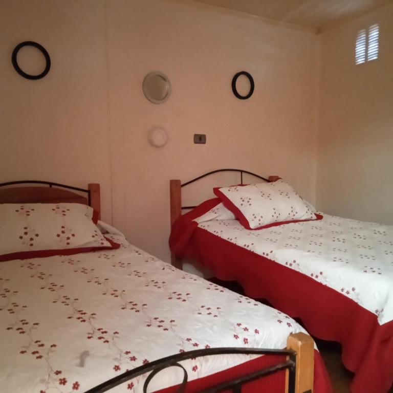 Residencial la Cabaña - Twin Room with Private Bathroom - 3