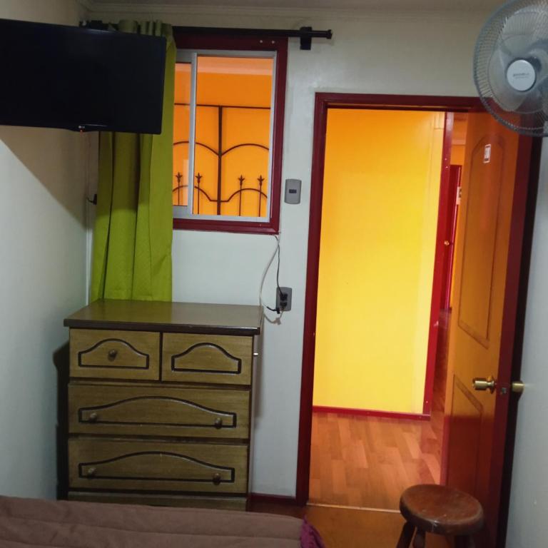 Residencial la Cabaña - Single Room with Shared Bathroom - 2