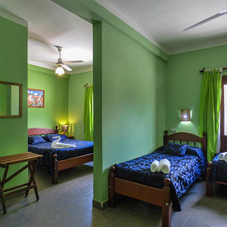 Hostal Mirador del Valle - Family Room - 3