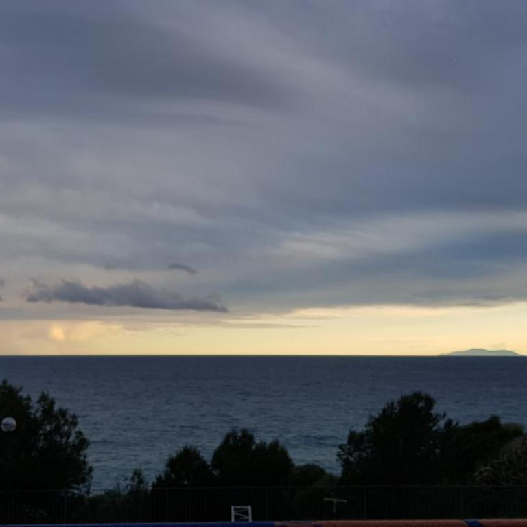 Apartamento con vistas al mar - Two-Bedroom Apartment - 10