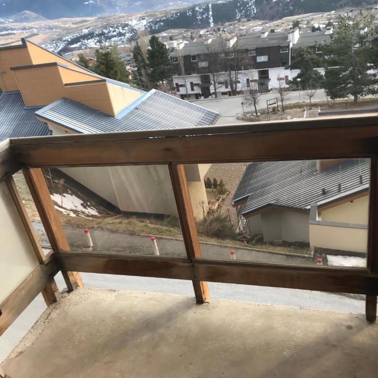 Studio Font Romeu - Chambre Double - Vue sur Montagne - 27