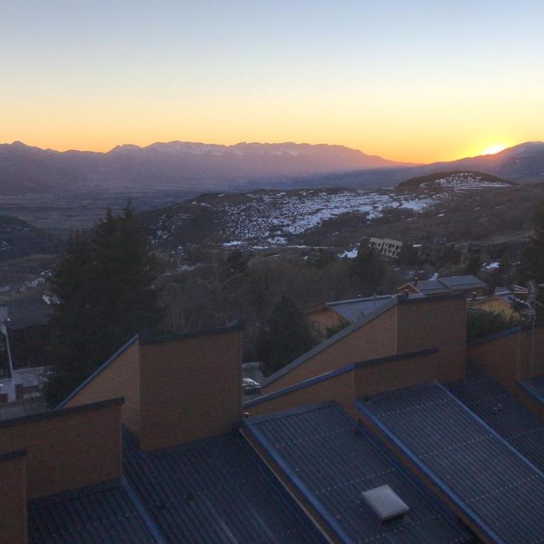 Studio Font Romeu - Chambre Double - Vue sur Montagne - 26
