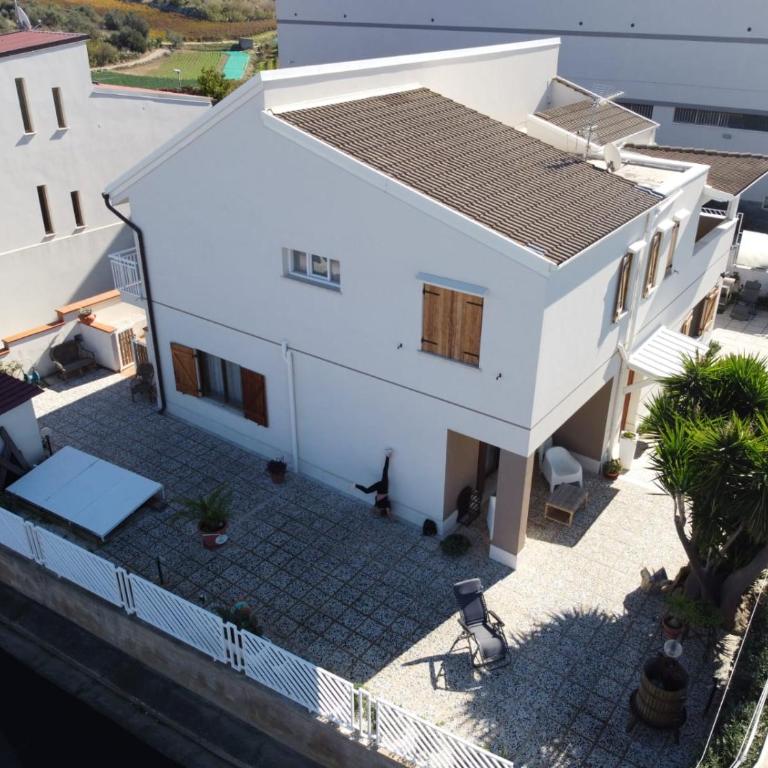 Villa Girasole - Villa - 2
