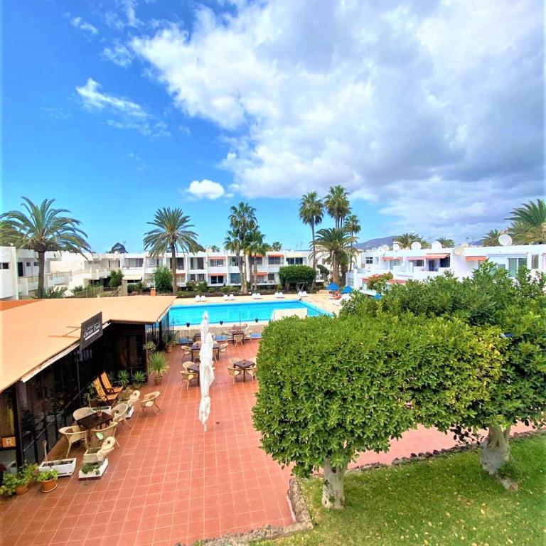 Cozy one bedroom apartment with spacious terrace. Pool and garden view - Apartamento de 1 dormitorio - 1