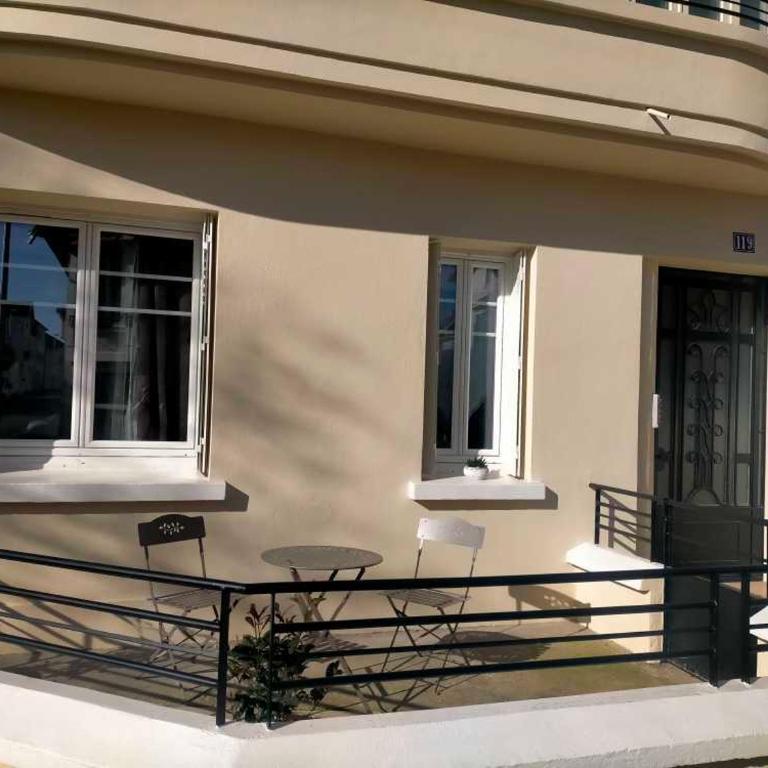 Proche du Stade Omnisports et à pied du Lac - Appartement 1 Chambre - 13