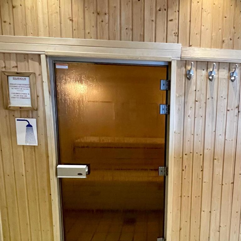 Arc 1950 - Appt 2CH - 6 pers - Rés 5* luxe - Piscine, sauna, hamman, jacuzzi - Classé 5 cristaux Paradiski - Apartment mit 2 Schlafzimmern - 23
