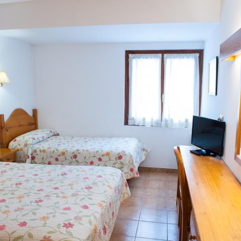 El Pilar - Habitación Doble con cama supletoria - 8