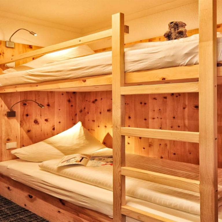Apart Gabriele Pure Alpin Style St Anton - Mountain Hideaway with Sommercard premium & Dog Love, fully electronic - Apartment mit 2 Schlafzimmern und Bergblick - 3
