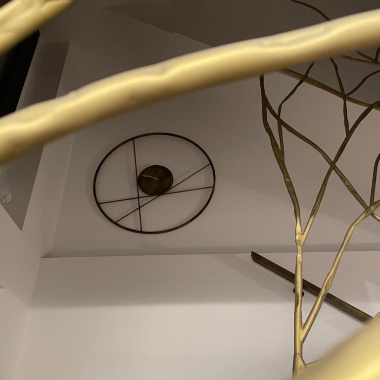 ATENEO CUENCA Suites con cocina en el casco histórico - Suite con balcón - 13