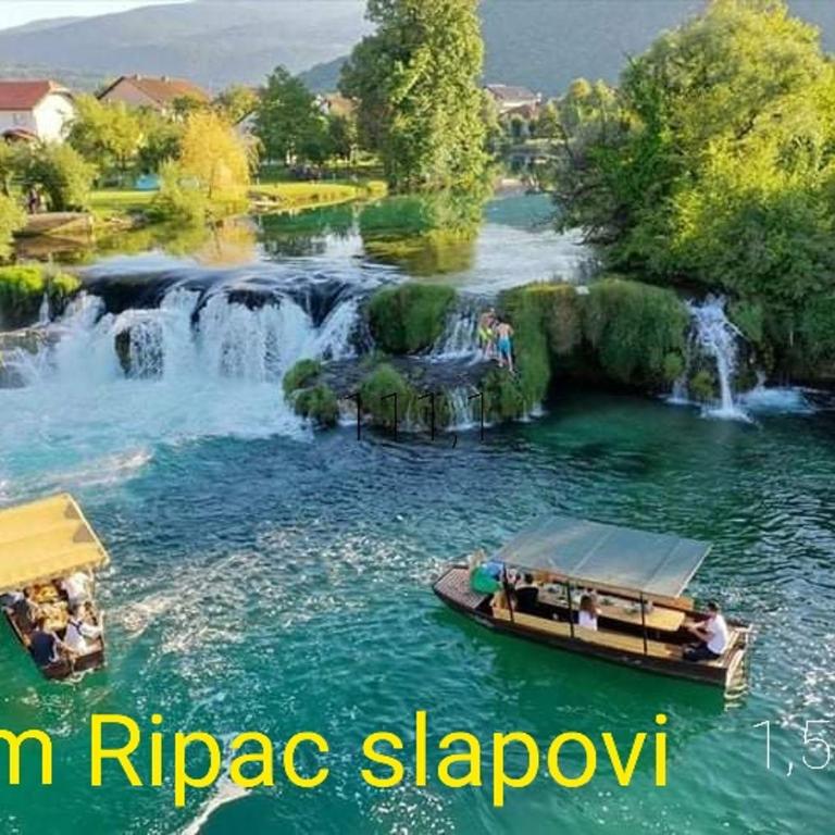 Wooden House Ripac - Two-Bedroom House - 43