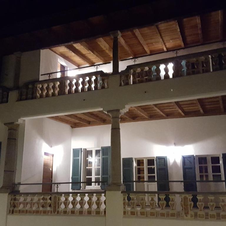 Villa Maghetti - modernized flat in historic palazzo in the center of Luino - Apartment mit 2 Schlafzimmern - 1