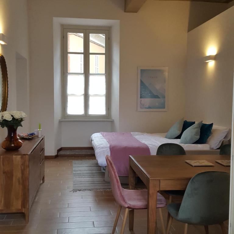 Villa Maghetti - modernized flat in historic palazzo in the center of Luino - Apartment mit 2 Schlafzimmern - 19