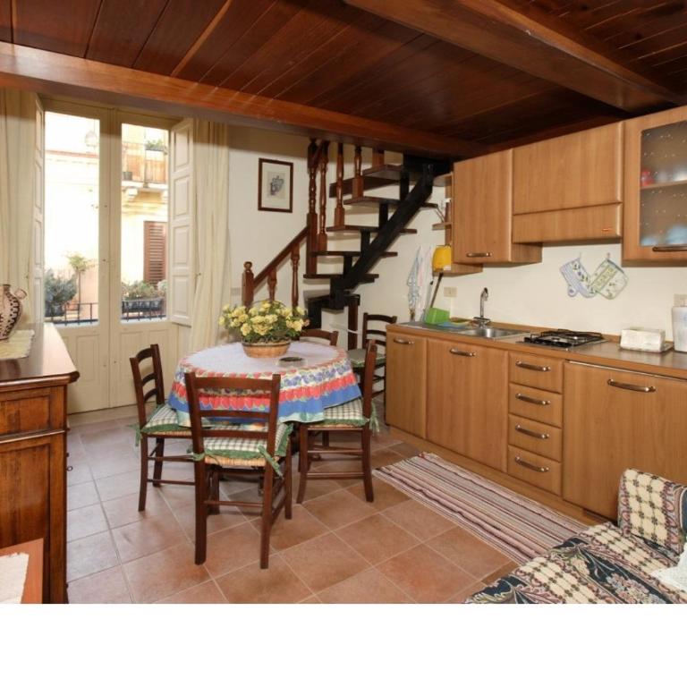 Apartment Central 4 Taormina - Two-Bedroom Apartment - 5