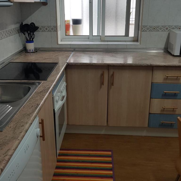 A 50 metros de la playa - Apartamento de 3 dormitorios - 18