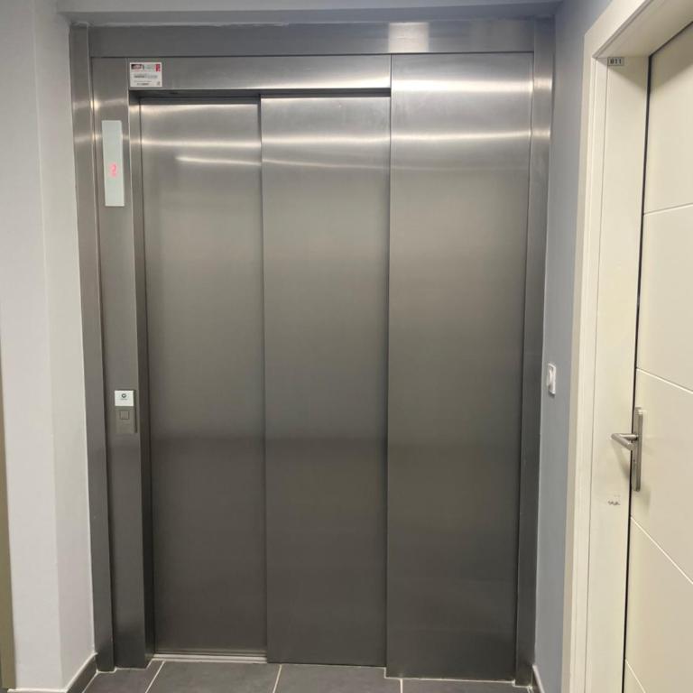 Appartement et Garage au Cœur de l'Isle - Appartamento con 1 Camera da Letto - 32