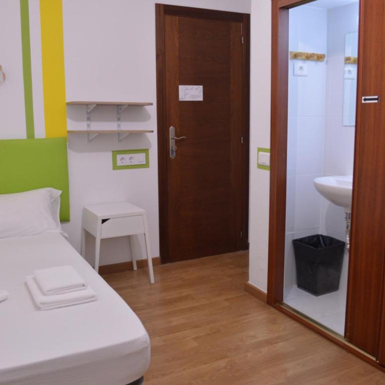 ArArAt Hostel - Habitación Doble Estándar con baño compartido - 5