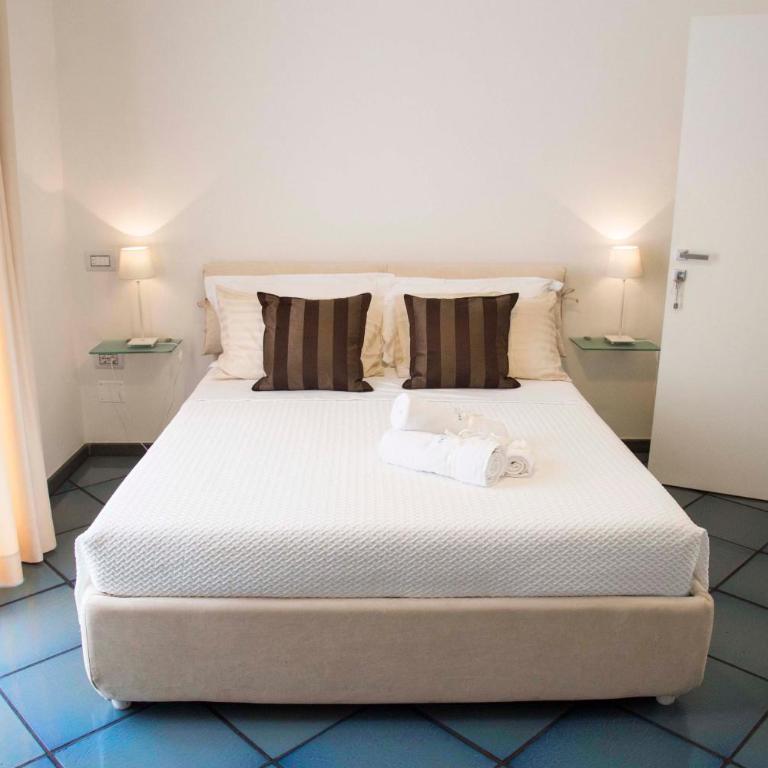 Dimora Salernum Apartment - Appartamento con 3 Camere da Letto - 31