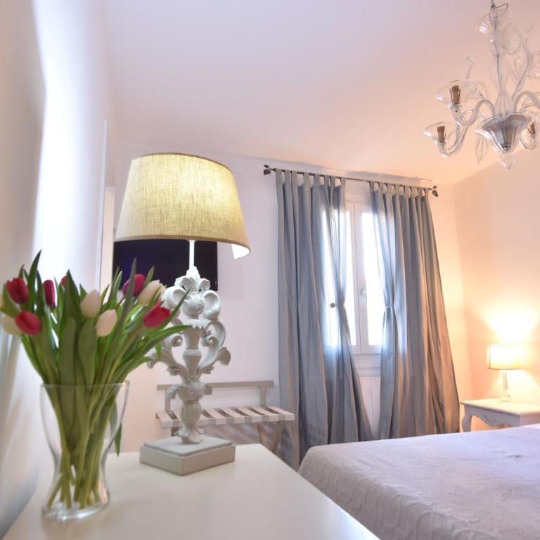 Palazzetto Barnaba - Camera Matrimoniale con Bagno Privato - 1