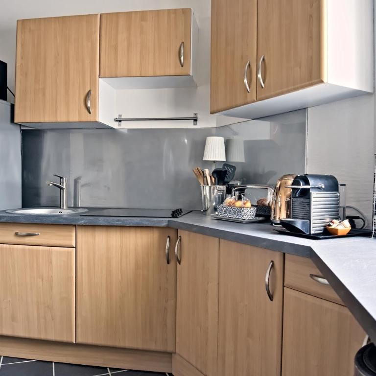Coeur du Boulingrin - One-Bedroom Apartment - 14