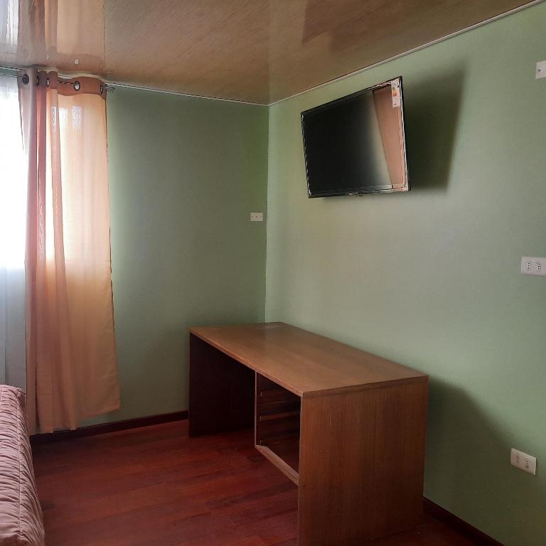 Hospedaje La ruta Los Angeles - Habitación Doble con baño privado - 4