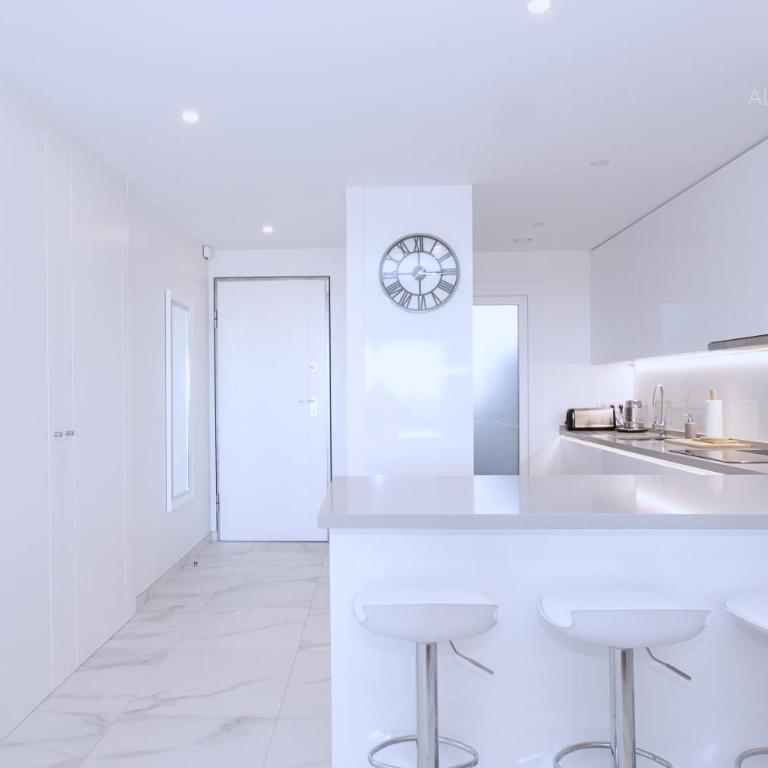 Contemporary apartment 8 min to Puerto Banus - Apartamento de 2 dormitorios - 22
