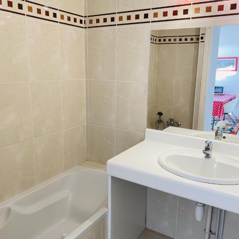 HORTENSIAS - Rez-de-jardin, Vue Mer, Plage - T6 - Apartamento de 2 dormitorios - 8