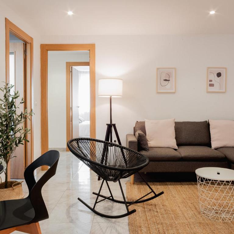 Apartamentos FV Flats Valencia - Mestalla 5 - Three-Bedroom Apartment - 2nd Floor - 1