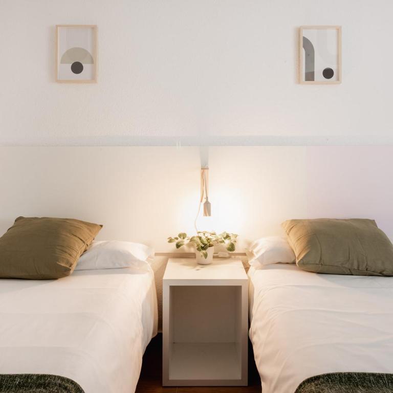 Apartamentos FV Flats Valencia - Mestalla 5 - Three-Bedroom Apartment - 3rd Floor - 10
