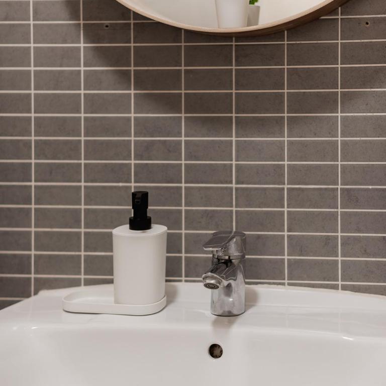 Apartamentos FV Flats Valencia - Mestalla 5 - Three-Bedroom Apartment - 3rd Floor - 17