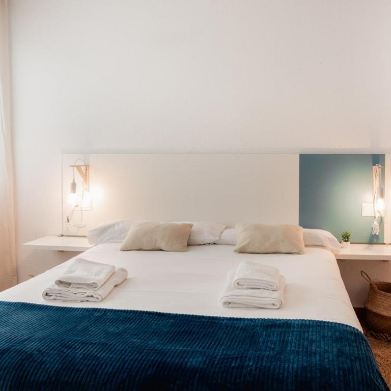 Apartamentos FV Flats Valencia - Mestalla 5 - Three-Bedroom Apartment - 4th Floor - 17