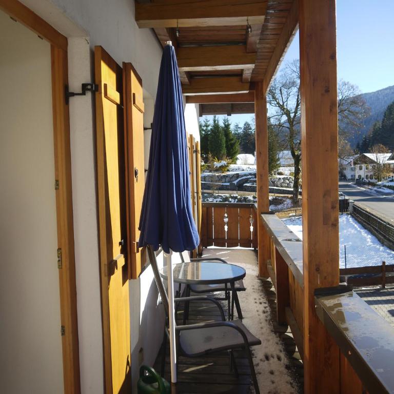 Ferienwohnungen Kral - Apartment mit 1 Schlafzimmer und Balkon - 1