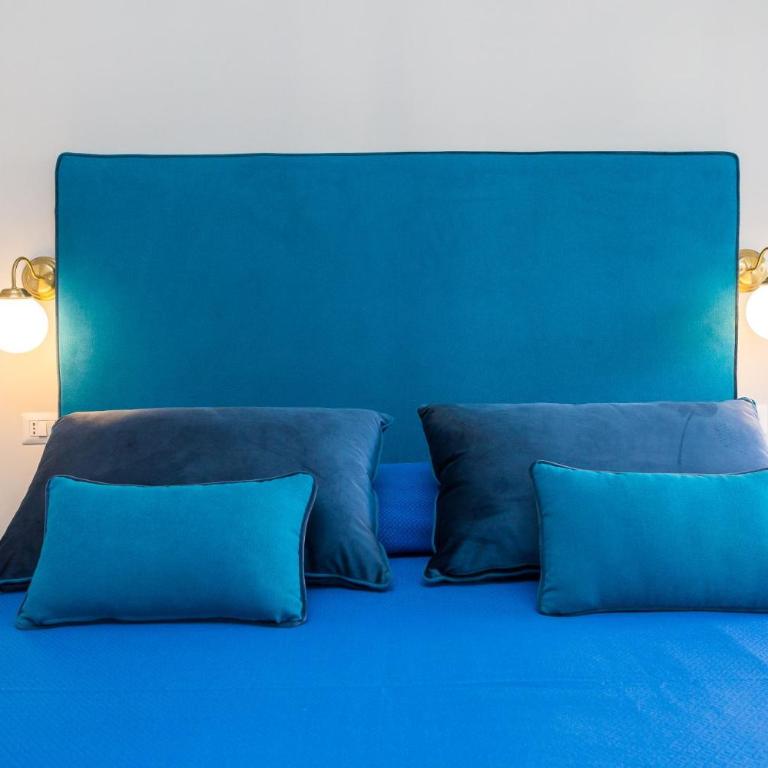 Sorrento Pool&Suites - Triple Room - 3