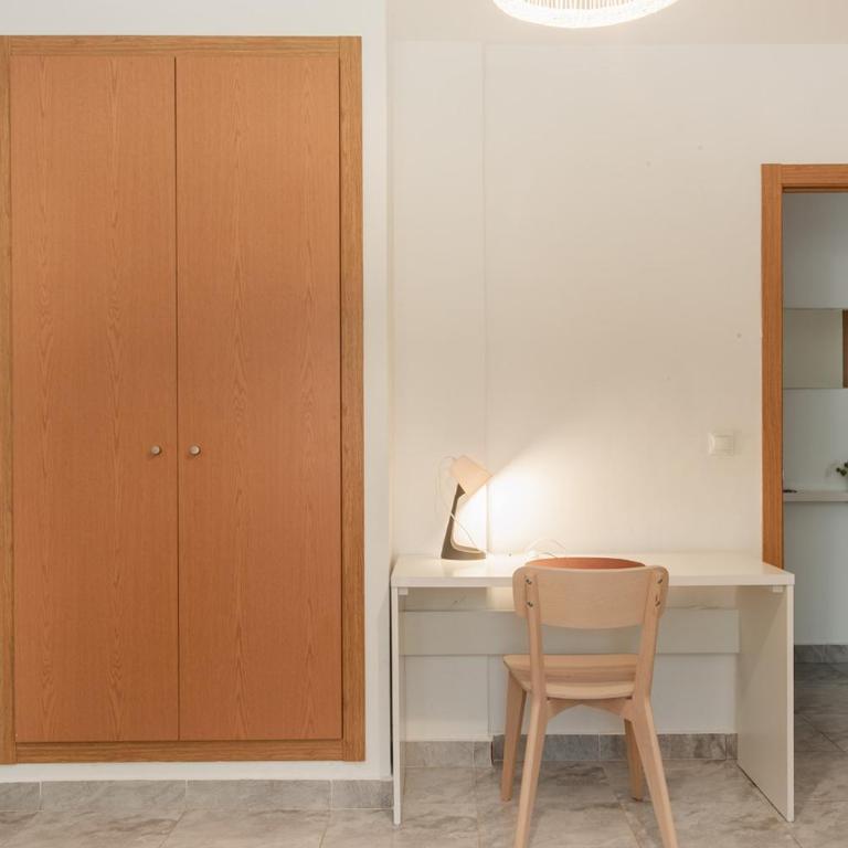Apartamentos FV Flats Valencia - Mestalla 5 - Three-Bedroom Apartment - 20